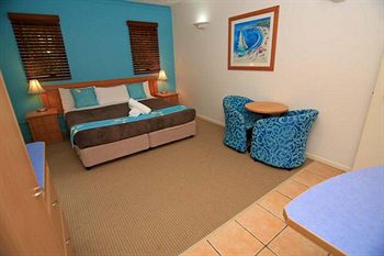 Twin Quays Noosa Resort - Accommodation Resorts 13