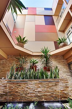 Adara Camperdown Hotel - Accommodation Resorts 5