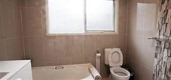 Taren Point Beach House - Accommodation Resorts 1