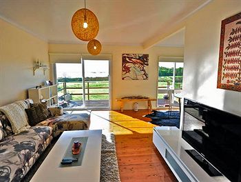 Taren Point Beach House - Accommodation Resorts 5