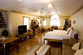 Montville Attic - Accommodation Resorts 12