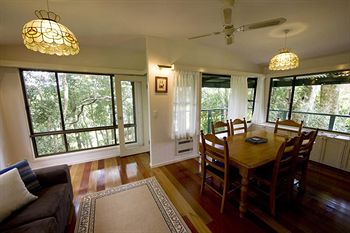 Montville Attic - Accommodation Resorts 15