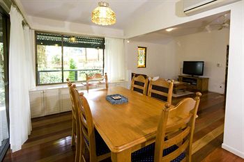Montville Attic - Accommodation Resorts 16