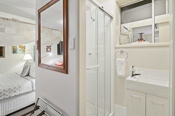 Eden Lodge - Accommodation Resorts 3