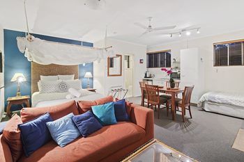 Eden Lodge - Accommodation Resorts 21