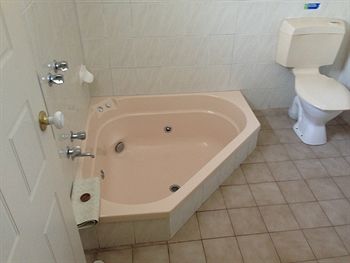 Nunawading Motor Inn - Accommodation Resorts 18