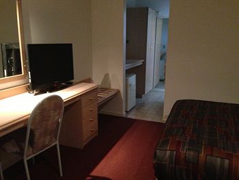 Nunawading Motor Inn - Accommodation Resorts 21