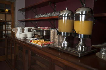 Colonial Terrace Motor Inn - Accommodation Resorts 10