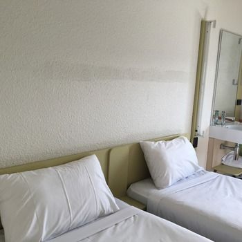 Ibis Budget Fawkner - Accommodation Resorts 10