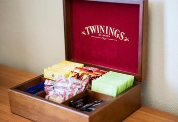 Brown Jug Inn Hotel - Accommodation Resorts 15