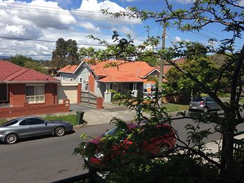 Australian Home Away @ Box Hill 21 - Accommodation Resorts 9