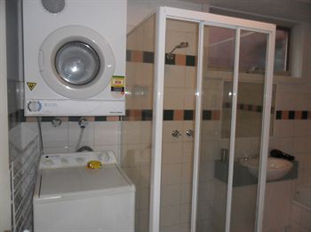 Australian Home Away @ Box Hill 21 - Accommodation Resorts 10