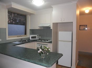 Australian Home Away @ Box Hill 21 - Accommodation Resorts 12