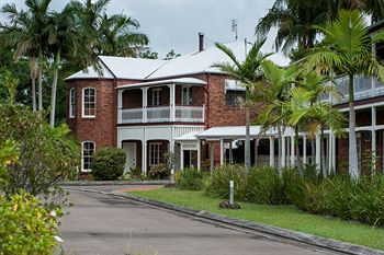 Clouds Of Montville - Accommodation Resorts 2