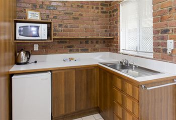 Clouds Of Montville - Accommodation Resorts 10