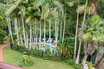 Clouds Of Montville - Accommodation Resorts 12