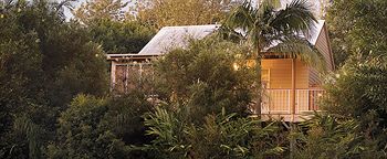 Clouds Of Montville - Accommodation Resorts 16