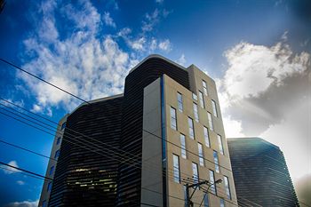 AKOM Prahran - Accommodation Resorts 4