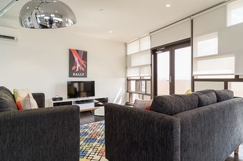 AKOM Prahran - Accommodation Resorts 11