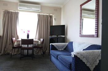 Carnegie Motor Inn - Accommodation Resorts 13