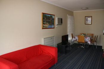 Carnegie Motor Inn - Accommodation Resorts 35