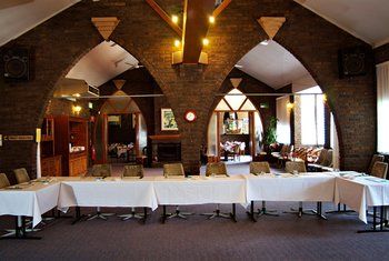 Airport Motel Sir Francis Drake - Accommodation Resorts 1