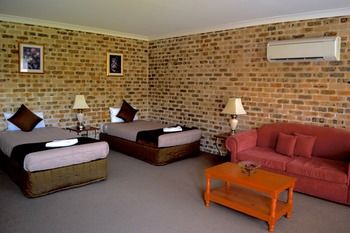 Airport Motel Sir Francis Drake - Accommodation Resorts 23