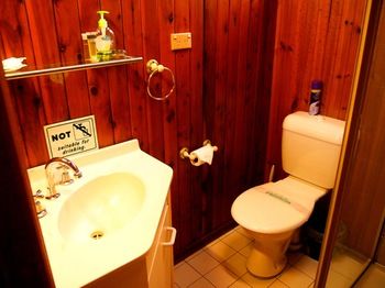 Ferndale - Accommodation Resorts 15