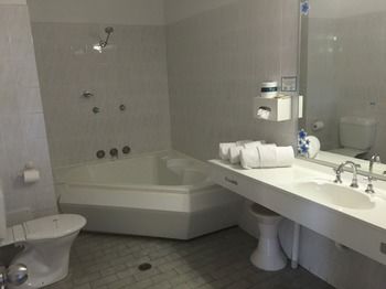 Ulladulla Harbour Motel - Accommodation Resorts 33