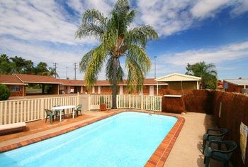 Golden Grain Motor Inn - Accommodation Resorts 11