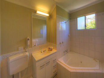 BIG4 Karuah Jetty Holiday Park - Accommodation Resorts 9