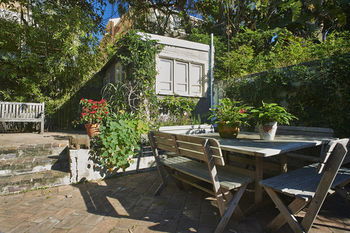 Bondi Beach House - Accommodation Resorts 40