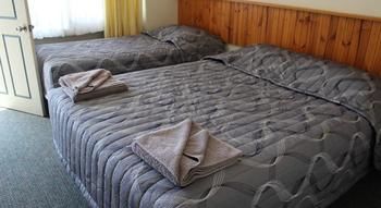 City Gate Motel - Accommodation Resorts 3