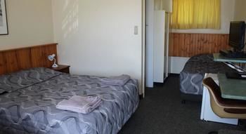 City Gate Motel - Accommodation Resorts 4