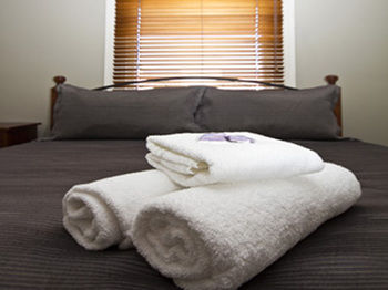 Peden's Hotel - Accommodation Resorts 11