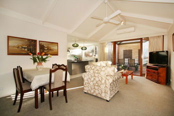 Wattle Holiday Rental - Accommodation Resorts 4