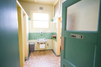 Grand Hotel Rockdale - Accommodation Resorts 6