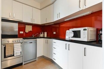 CBD Vistas - Accommodation Resorts 14