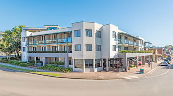 The Brighton Apartments - Accommodation Resorts 3