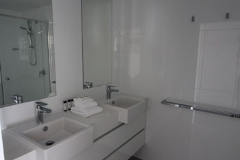 Direct Hotels - Verve On Cotton Tree - Accommodation Resorts 1