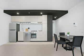 CAMPUS - Accommodation Resorts 20