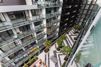 Playhouse Apartments - Accommodation Resorts 3