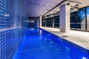 Playhouse Apartments - Accommodation Resorts 24