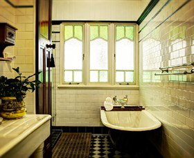 Number 12 Bed And Breakfast - Accommodation Resorts 2