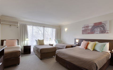 BEST WESTERN Tall Trees Canberra - Accommodation Resorts 3