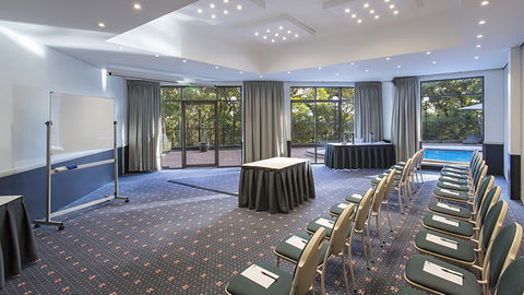 BEST WESTERN PLUS Apollo International Hotel - Accommodation Resorts 14