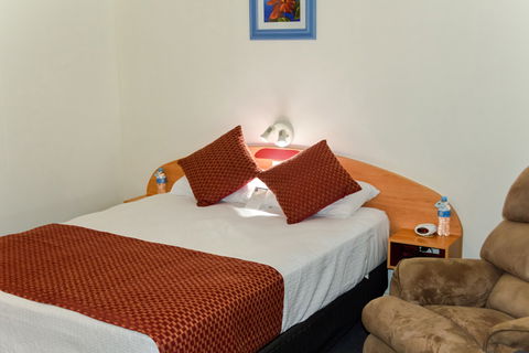 BEST WESTERN Boulevard Lodge - Accommodation Resorts 10