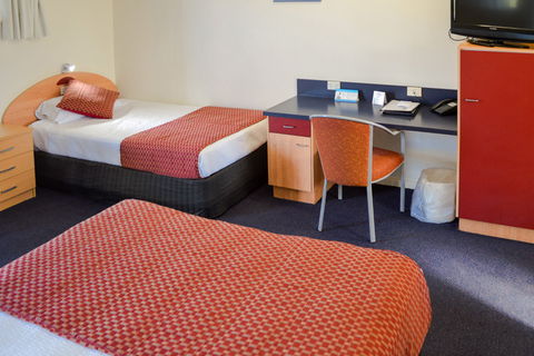BEST WESTERN Boulevard Lodge - Accommodation Resorts 12
