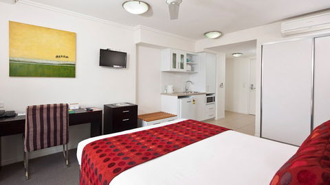 BEST WESTERN PLUS Cairns Central Apartments - Accommodation Resorts 1