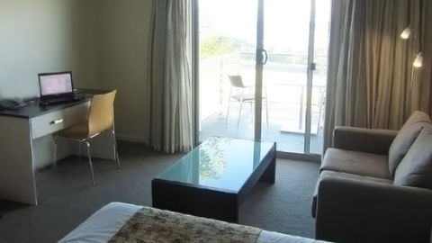 BEST WESTERN Beachfront At Bicheno - Accommodation Resorts 1